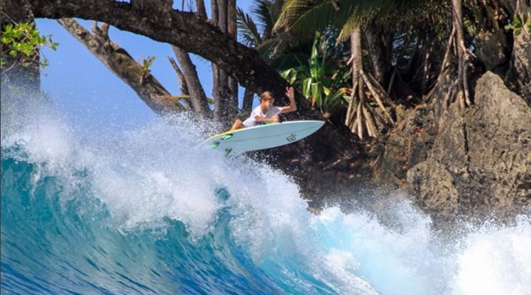 Help the Junior German National surf team get to Japan!